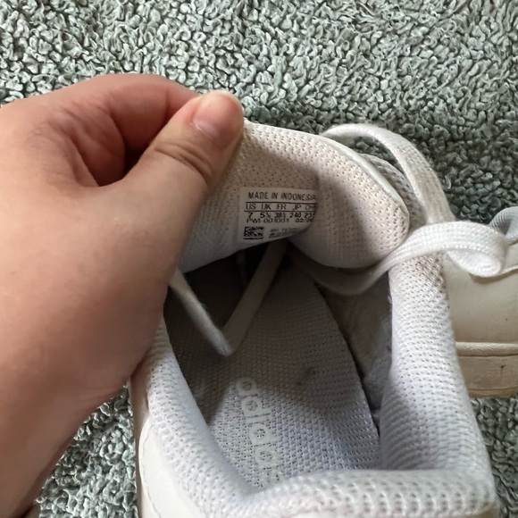 Adidas sneakers - Picture 2 of 3